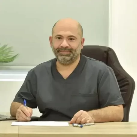 Δρ Ίαντ Σακάλλα, Παιδονευρολόγος στο ΔΙΚΤΑΙΟΝ